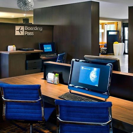 Courtyard By Marriott Hartford Windsor Airport Hotel Ngoại thất bức ảnh